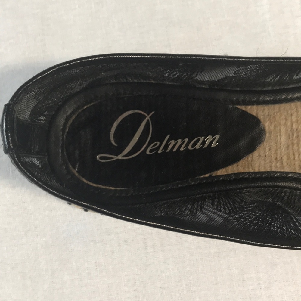 Delman black flats shoes with floral embroidery - Picture 6 of 8